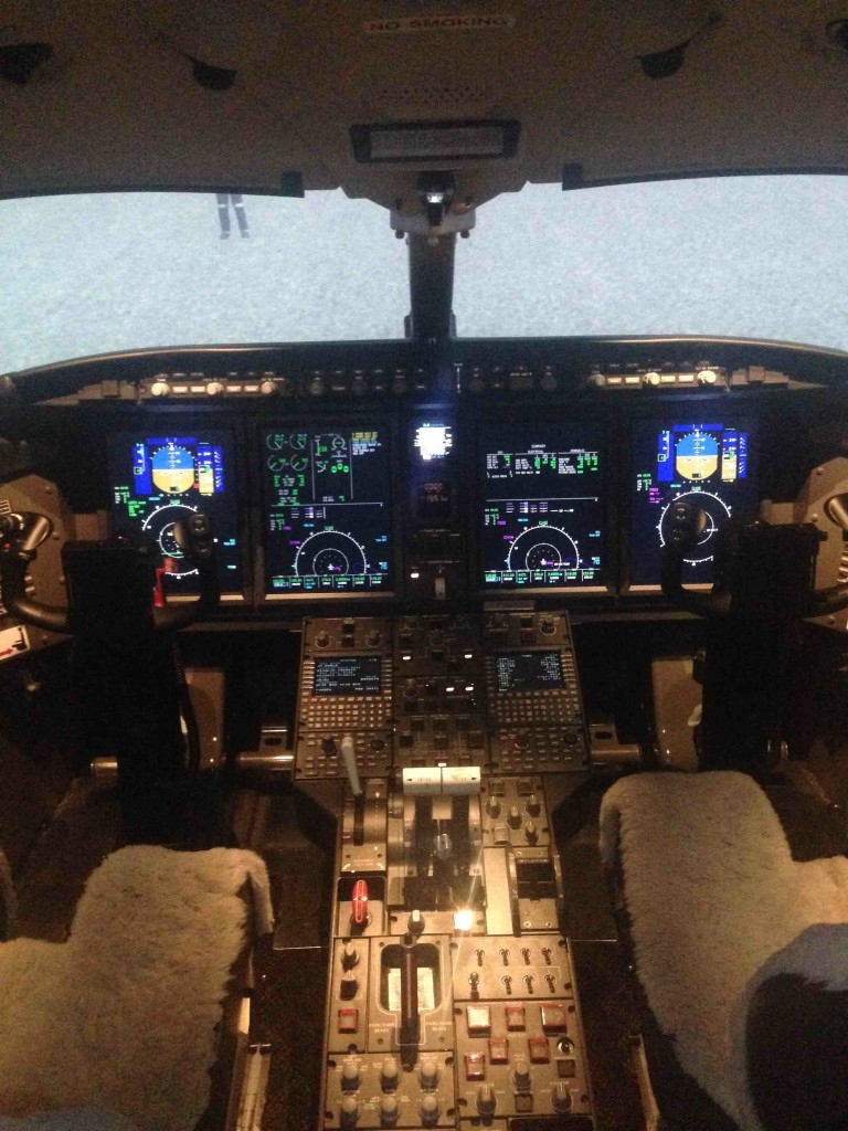 Flightdeck of the Bombardier Challenger 300